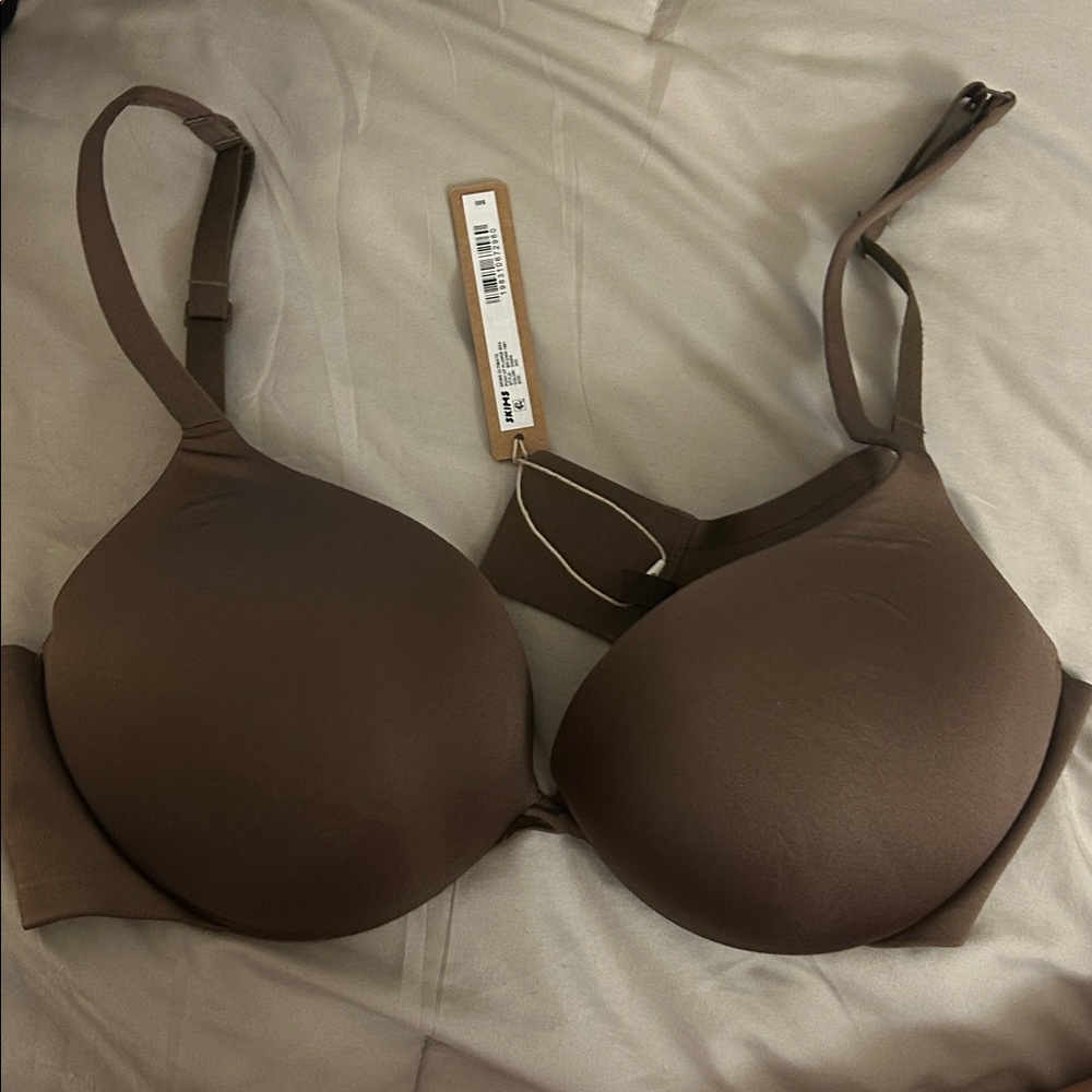 SKIMS Ultimate Push Up Plunge Bra NWT